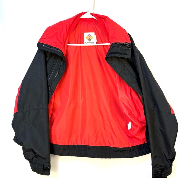 Columbia Men's Black and Red Windbreaker Jacket ~ Great Condition - Picture 5 of 10